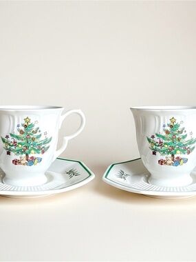 Set Of 2 Nikko Christmastime Tea Cup and Saucer Christmas Tree White Japan